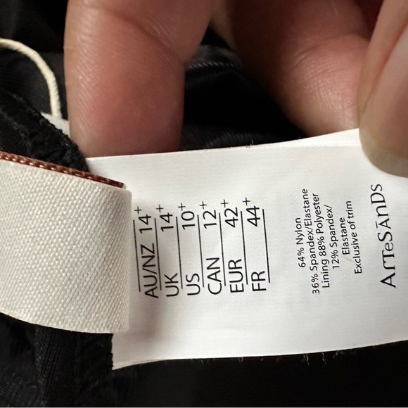 ARTESANDS One Piece Swimsuit MULTI CUP Built In Bra Lined Scoop Neck Black 10 - Picture 9 of 16